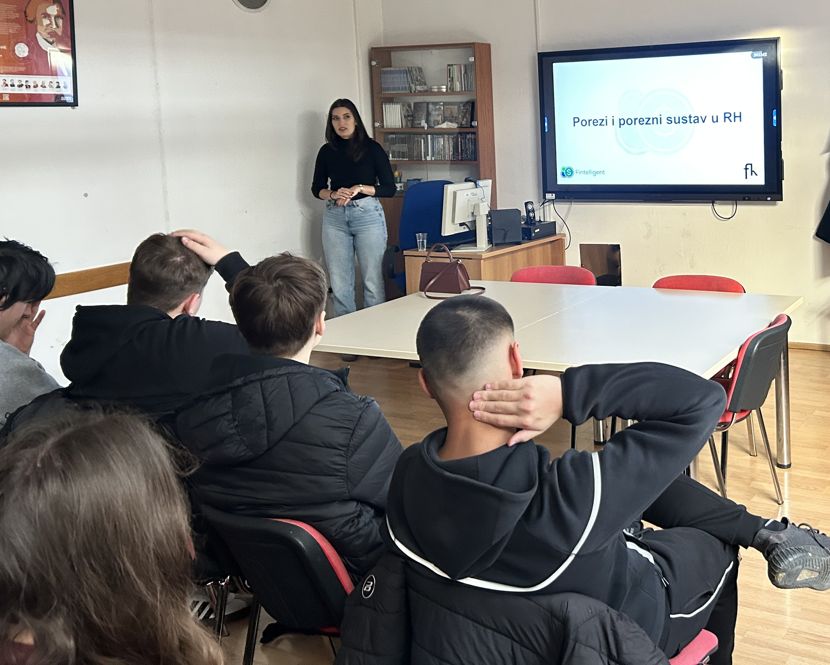 Predavanja udruge Fintelligent s Ekonomskog fakulteta u Zagrebu u Tehničkoj školi Zagreb